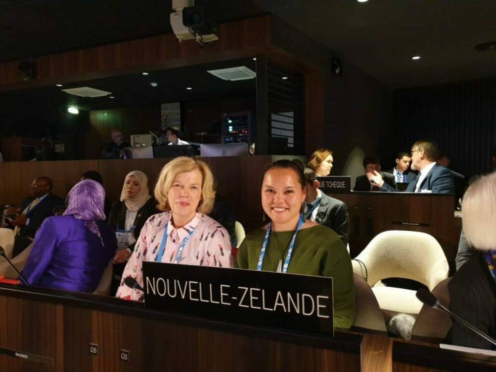 Gneral Conference Robyn and Ashlee Paris